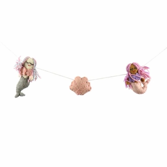 Handmade Mermaid Garland - Picture 2 of 3